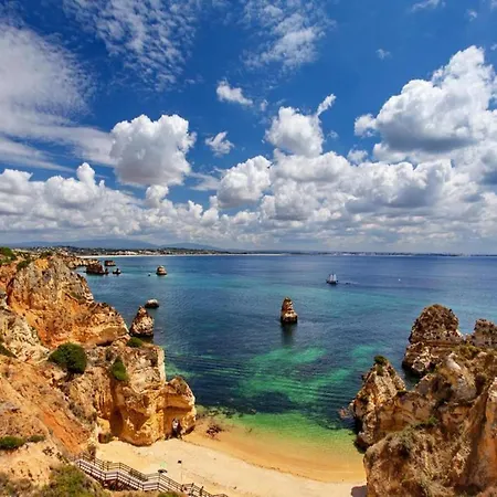 Апартаменты In With Stunning Sea Views Лагуш