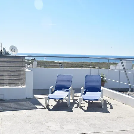 In With Stunning Sea Views Лагуш