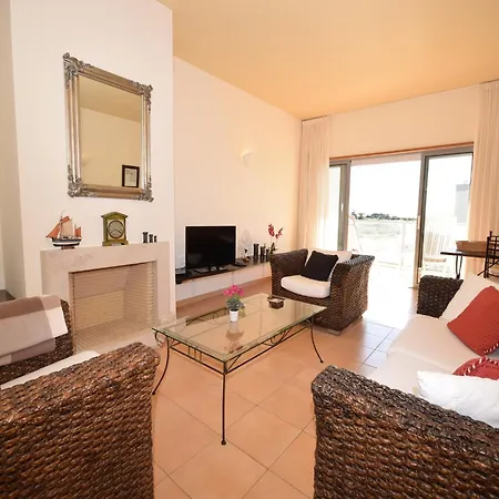 In With Stunning Sea Views 아파트 *