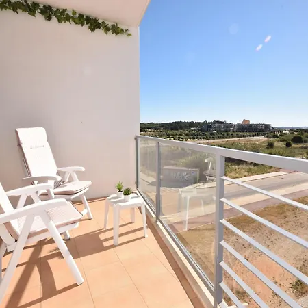 In With Stunning Sea Views